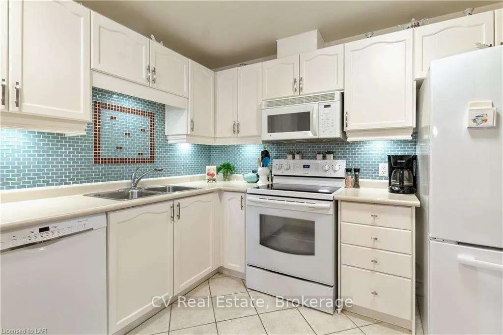 Photo 21 of Unit 101, 10 Bay Street, Blue Mountains — HOMEH