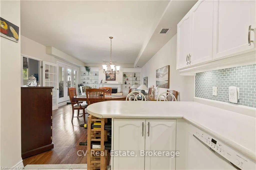 Photo 22 of Unit 101, 10 Bay Street, Blue Mountains — HOMEH