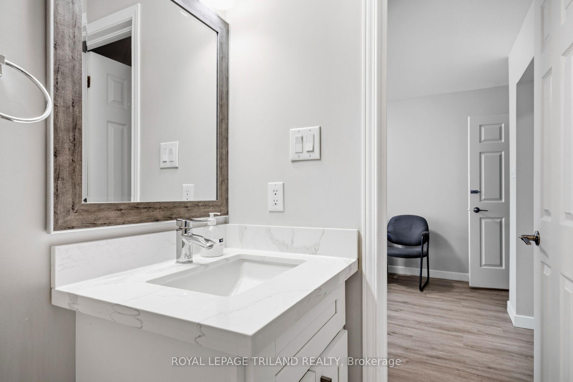 Photo 9 of Unit 4, 50 Chapman Court, London, North I — HOMEH