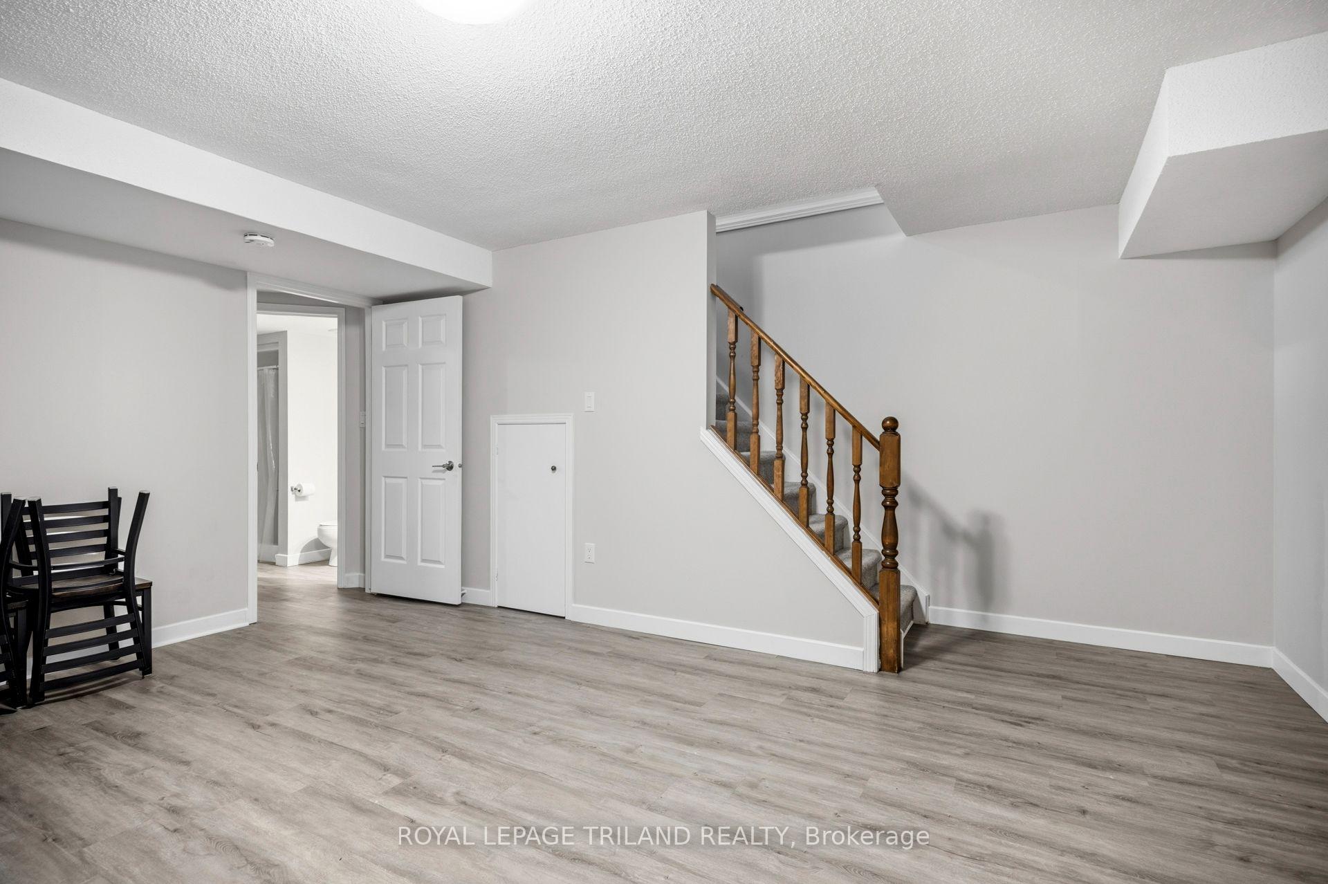 Photo 21 of Unit 4, 50 Chapman Court, London, North I — HOMEH