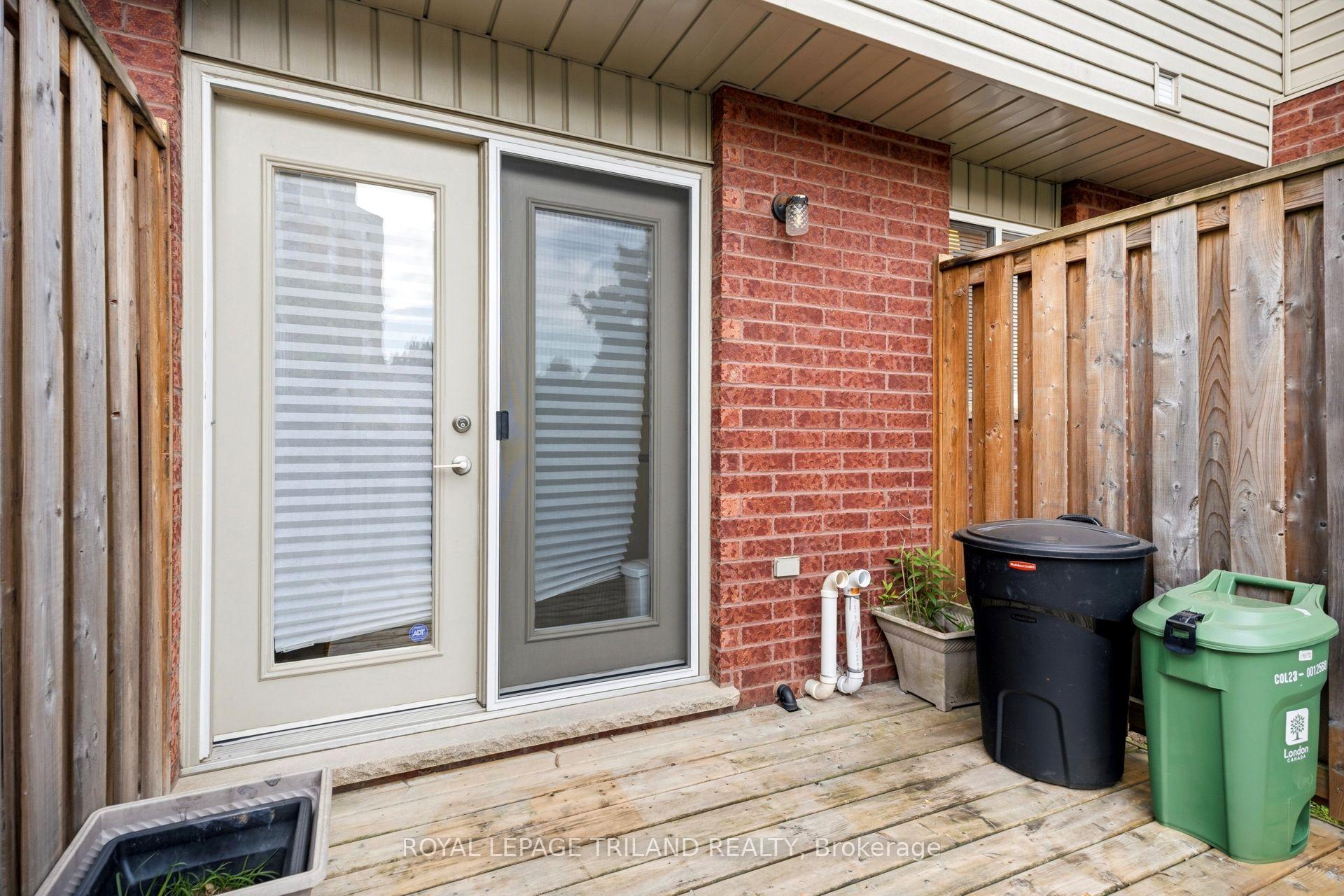 Photo 25 of Unit 4, 50 Chapman Court, London, North I — HOMEH