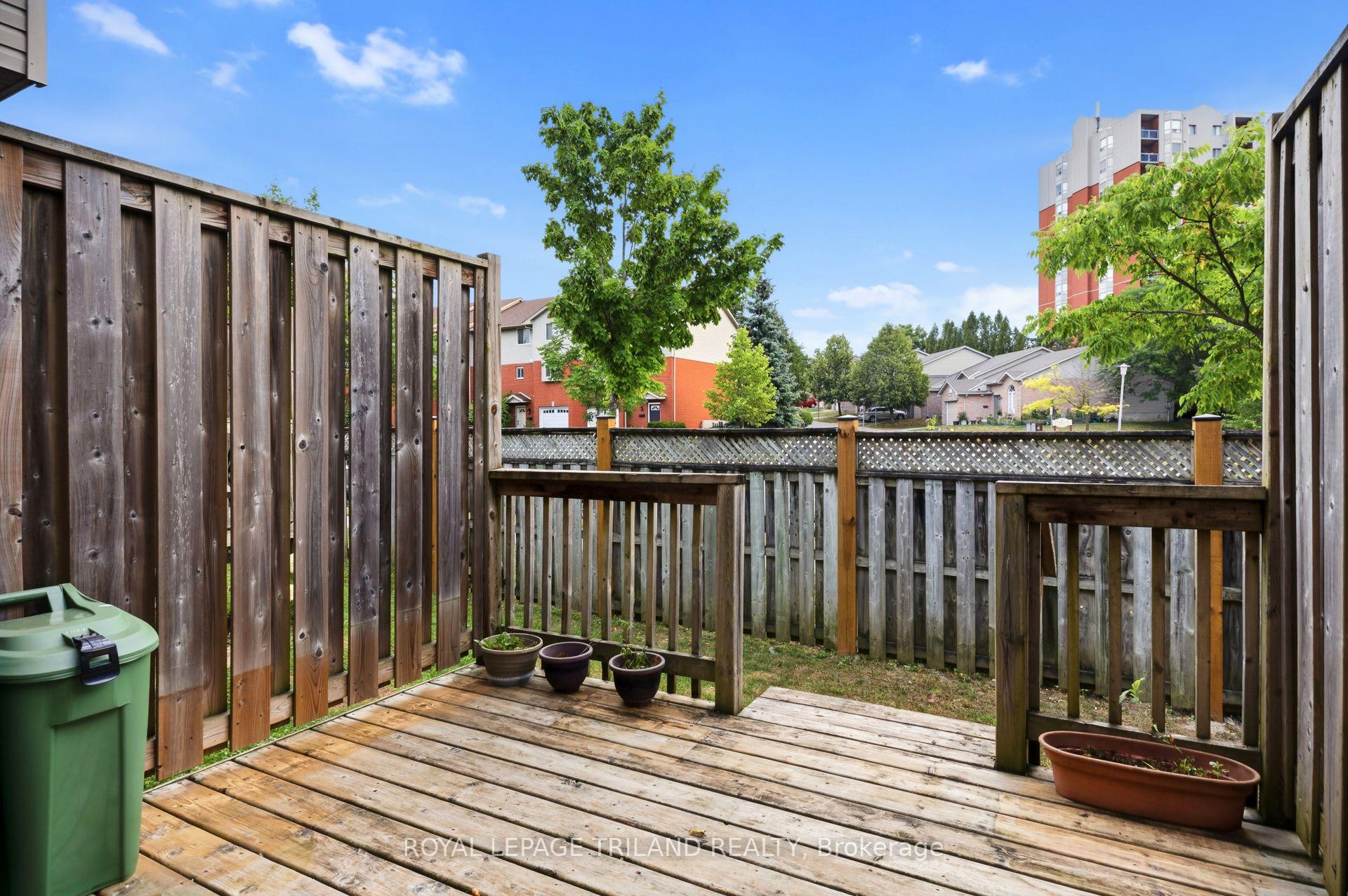 Photo 26 of Unit 4, 50 Chapman Court, London, North I — HOMEH