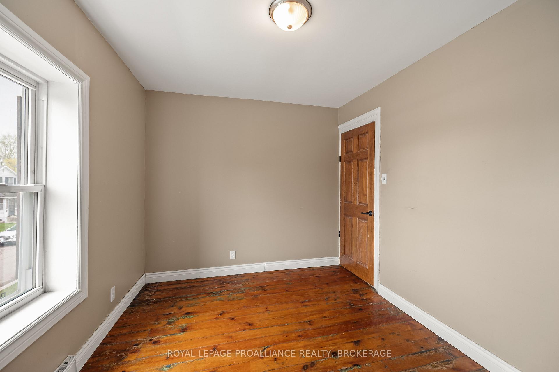 Photo 22 of 277 Brock Street, Gananoque, Gananoque — HOMEH