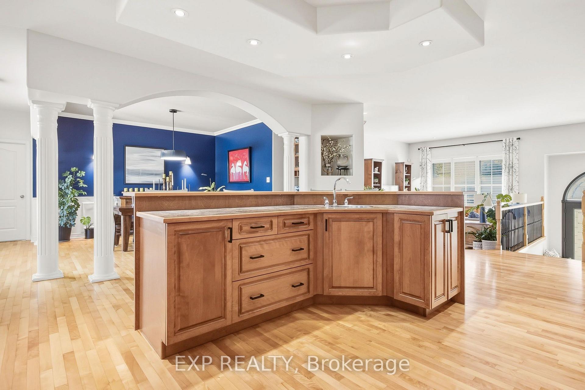 Photo 14 of 140 Windmill Crescent, Beckwith, Beckwith Twp — HOMEH