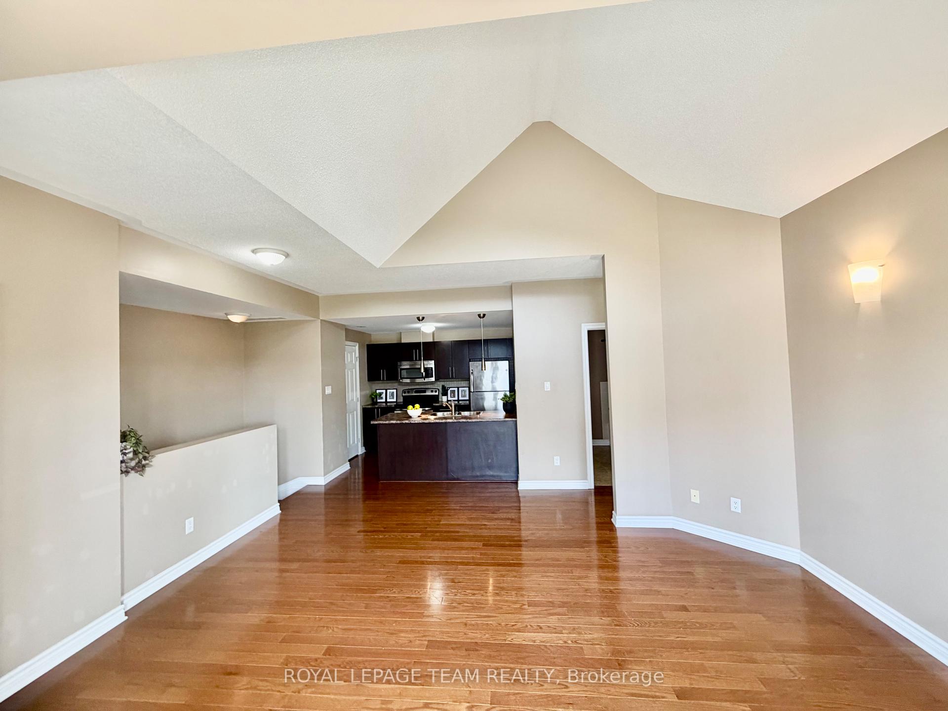 Photo 27 of Unit L, 767 Cedar Creek Drive, Ottawa, Blossom Park/Kemp Park/Findlay Creek — HOMEH