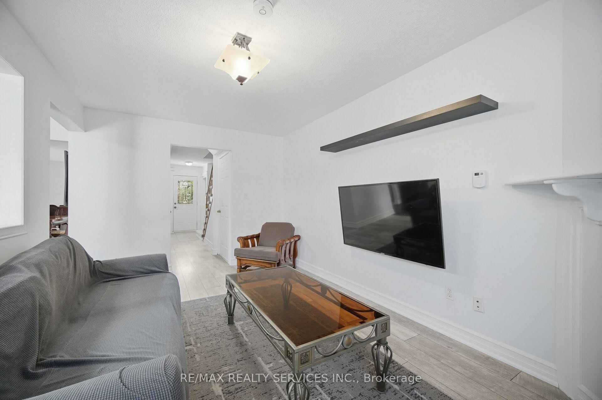 Photo 20 of 309 Marshall Crescent, Orangeville — HOMEH