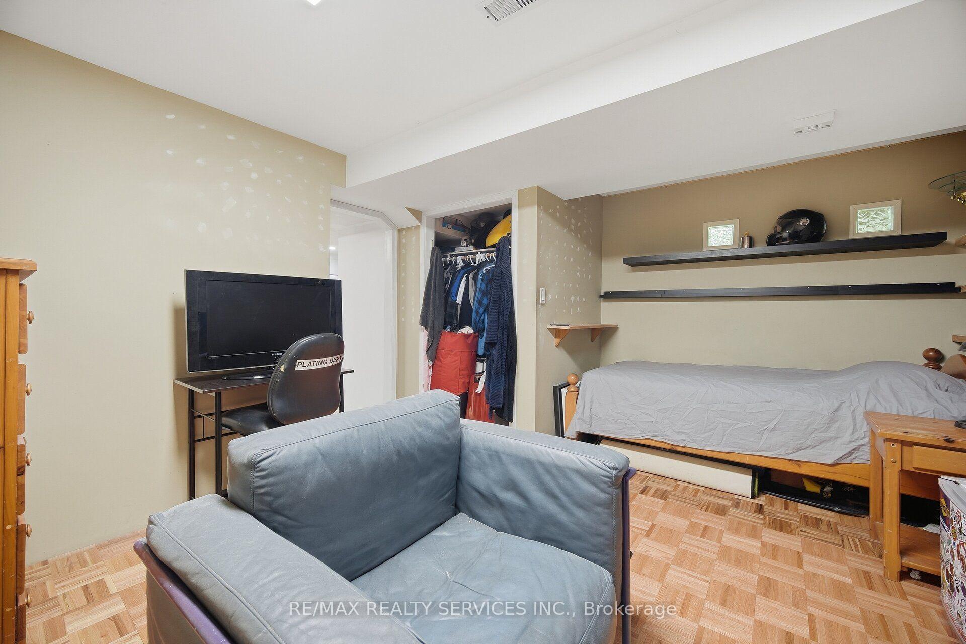 Photo 32 of 309 Marshall Crescent, Orangeville — HOMEH
