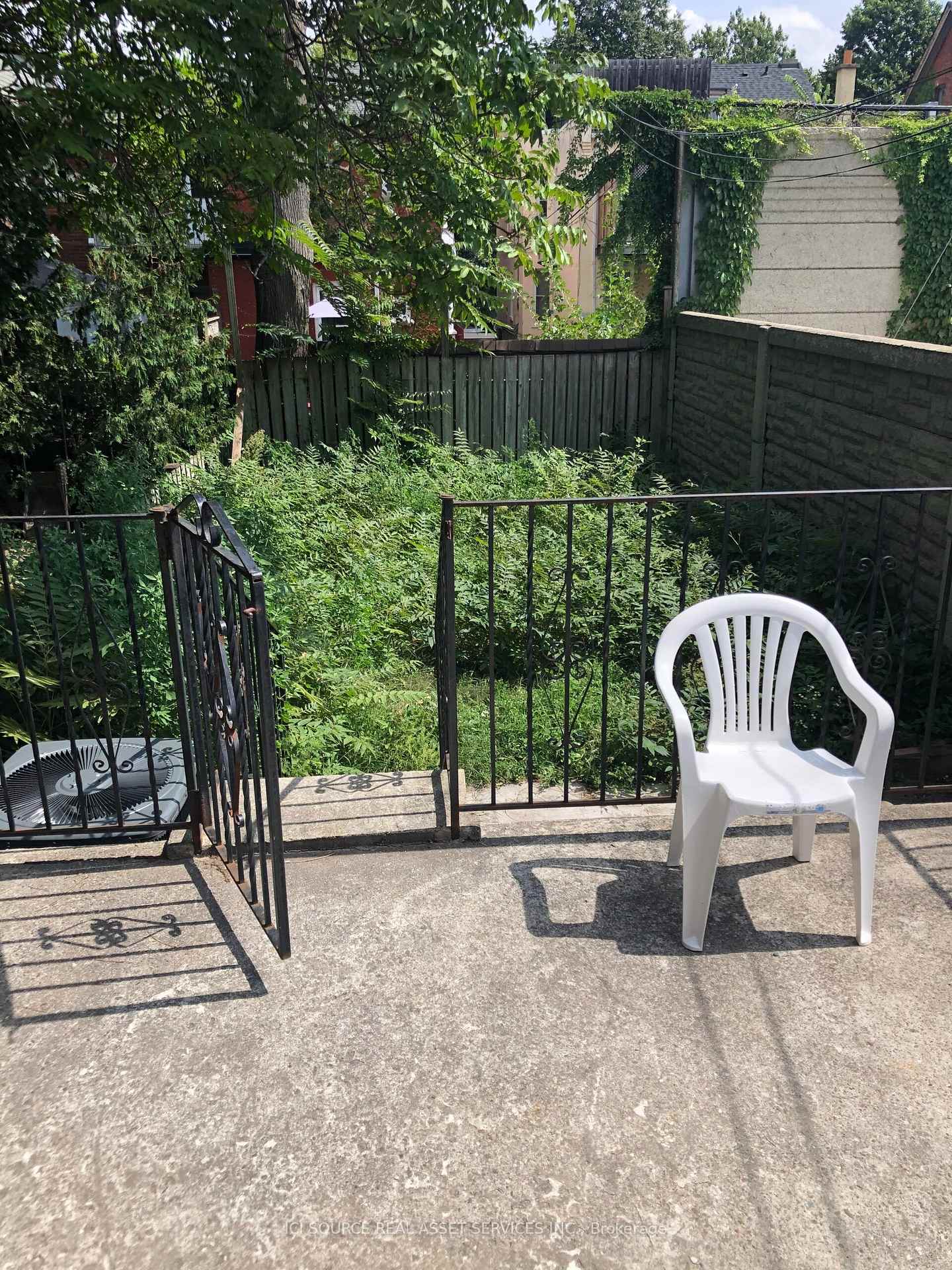 Photo 13 of Unit 2, 54 Markham Street, Toronto, Trinity-Bellwoods — HOMEH