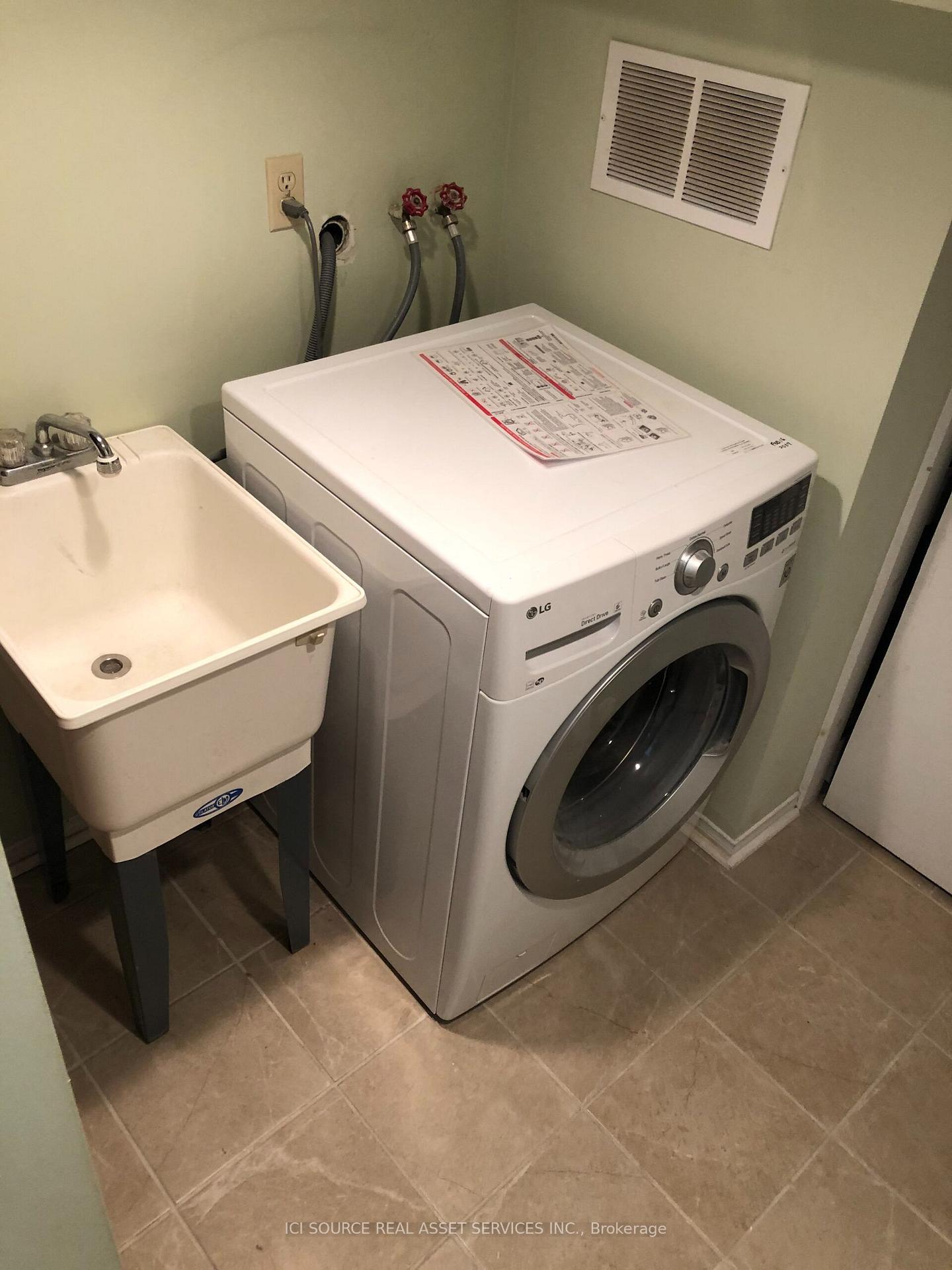 Photo 19 of Unit 2, 54 Markham Street, Toronto, Trinity-Bellwoods — HOMEH