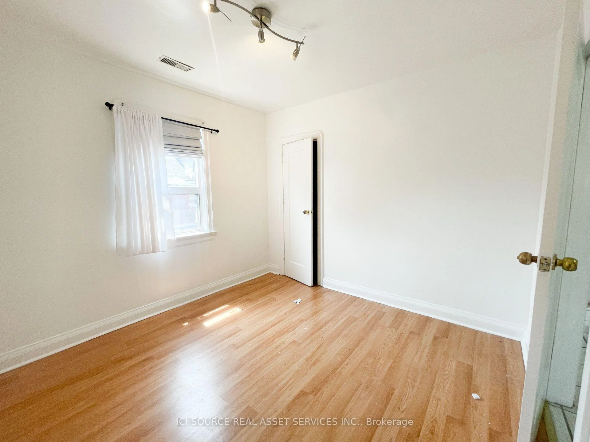 Photo 18 of Unit 2, 54 Markham Street, Toronto, Trinity-Bellwoods — HOMEH
