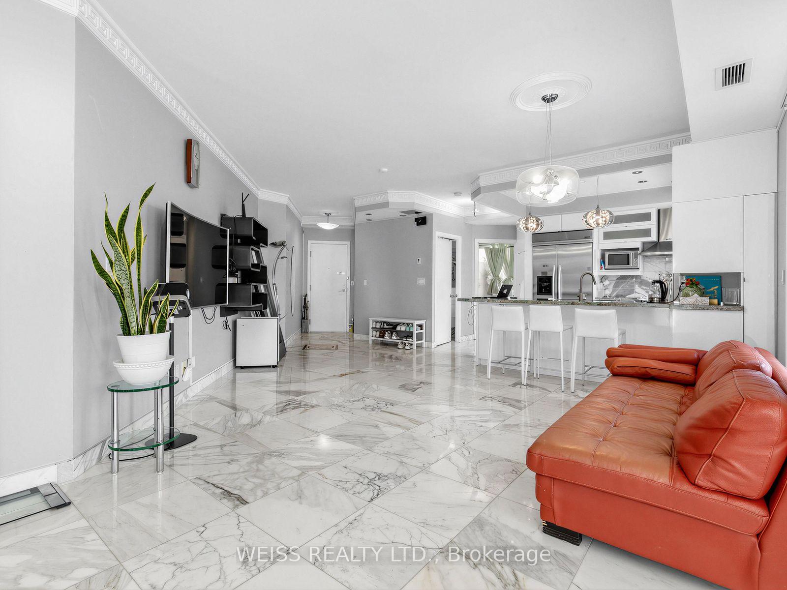 Photo 4 of Unit 902, 18 Beverley Street, Toronto, Kensington-Chinatown — HOMEH