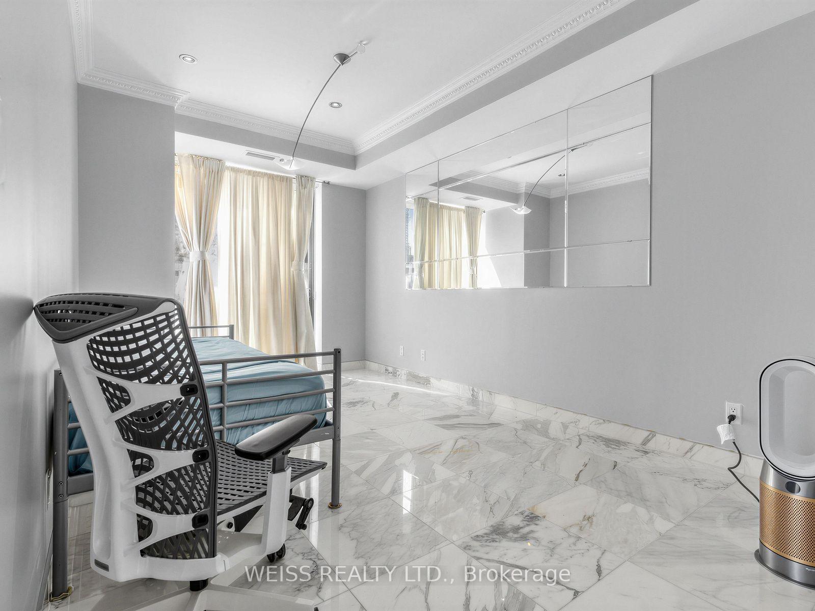 Photo 15 of Unit 902, 18 Beverley Street, Toronto, Kensington-Chinatown — HOMEH