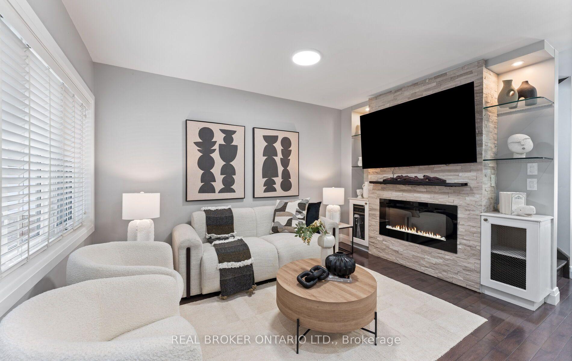 Photo 10 of 26 Roxaline Street, Etobicoke, Humber Heights — HOMEH
