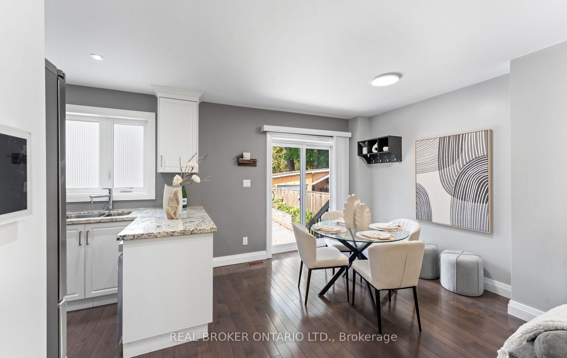Photo 22 of 26 Roxaline Street, Etobicoke, Humber Heights — HOMEH