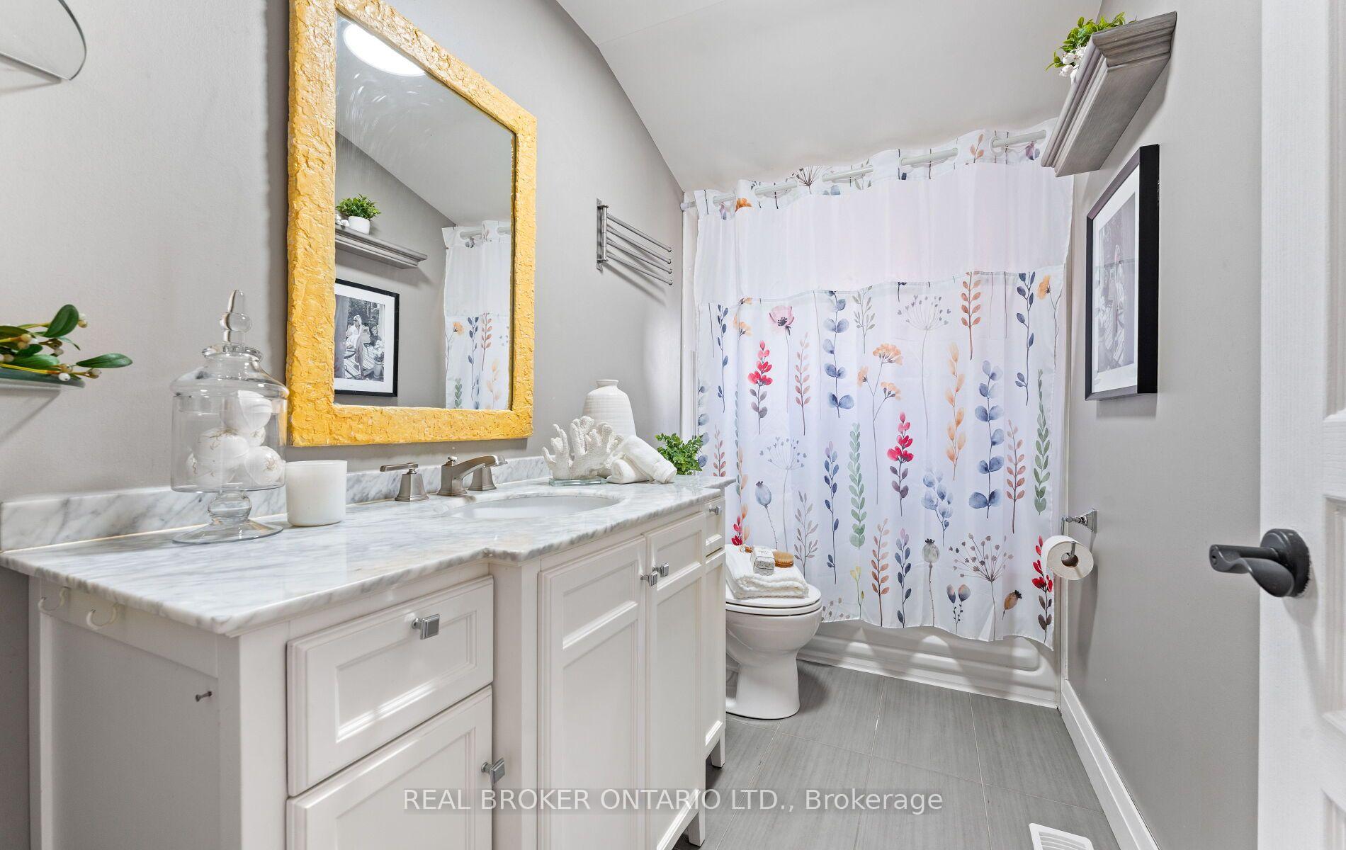 Photo 26 of 26 Roxaline Street, Etobicoke, Humber Heights — HOMEH