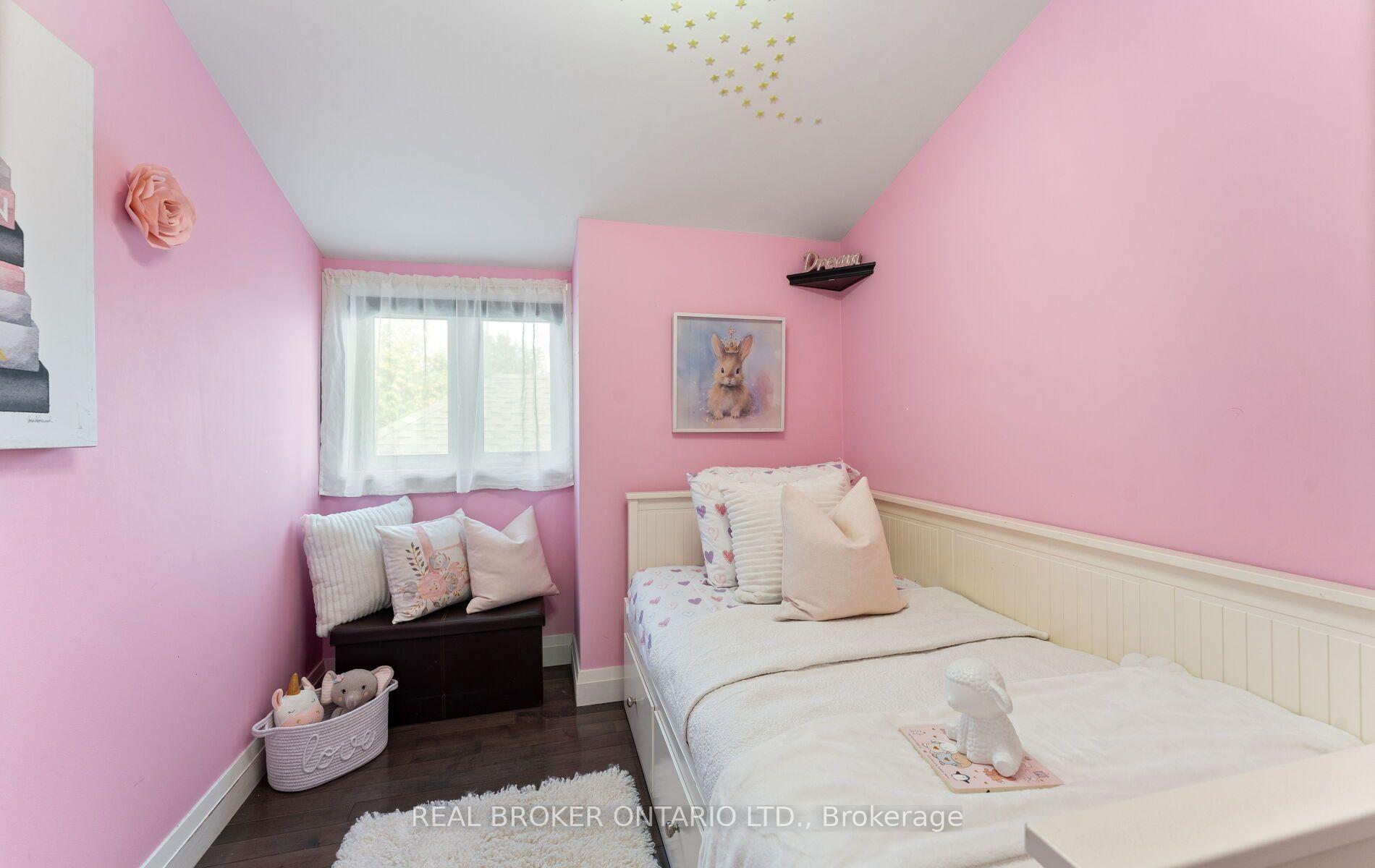 Photo 33 of 26 Roxaline Street, Etobicoke, Humber Heights — HOMEH