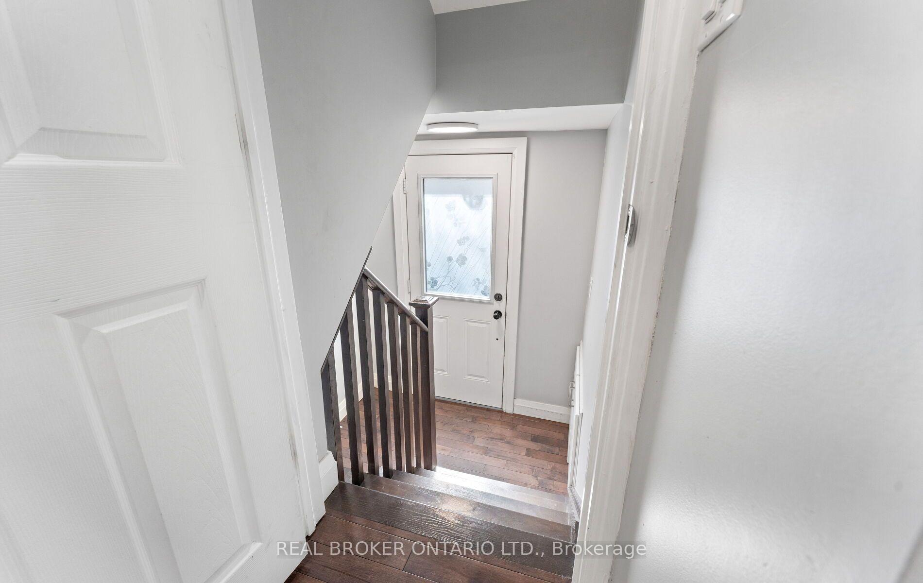 Photo 34 of 26 Roxaline Street, Etobicoke, Humber Heights — HOMEH