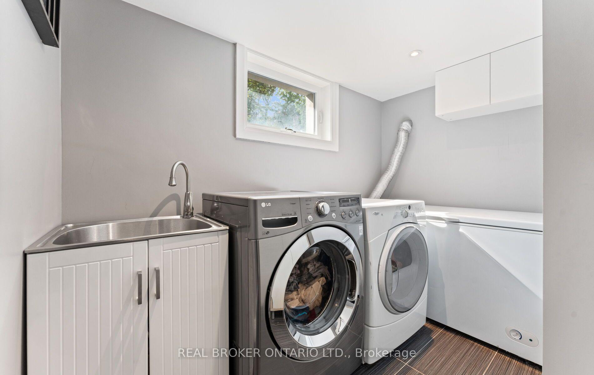Photo 36 of 26 Roxaline Street, Etobicoke, Humber Heights — HOMEH