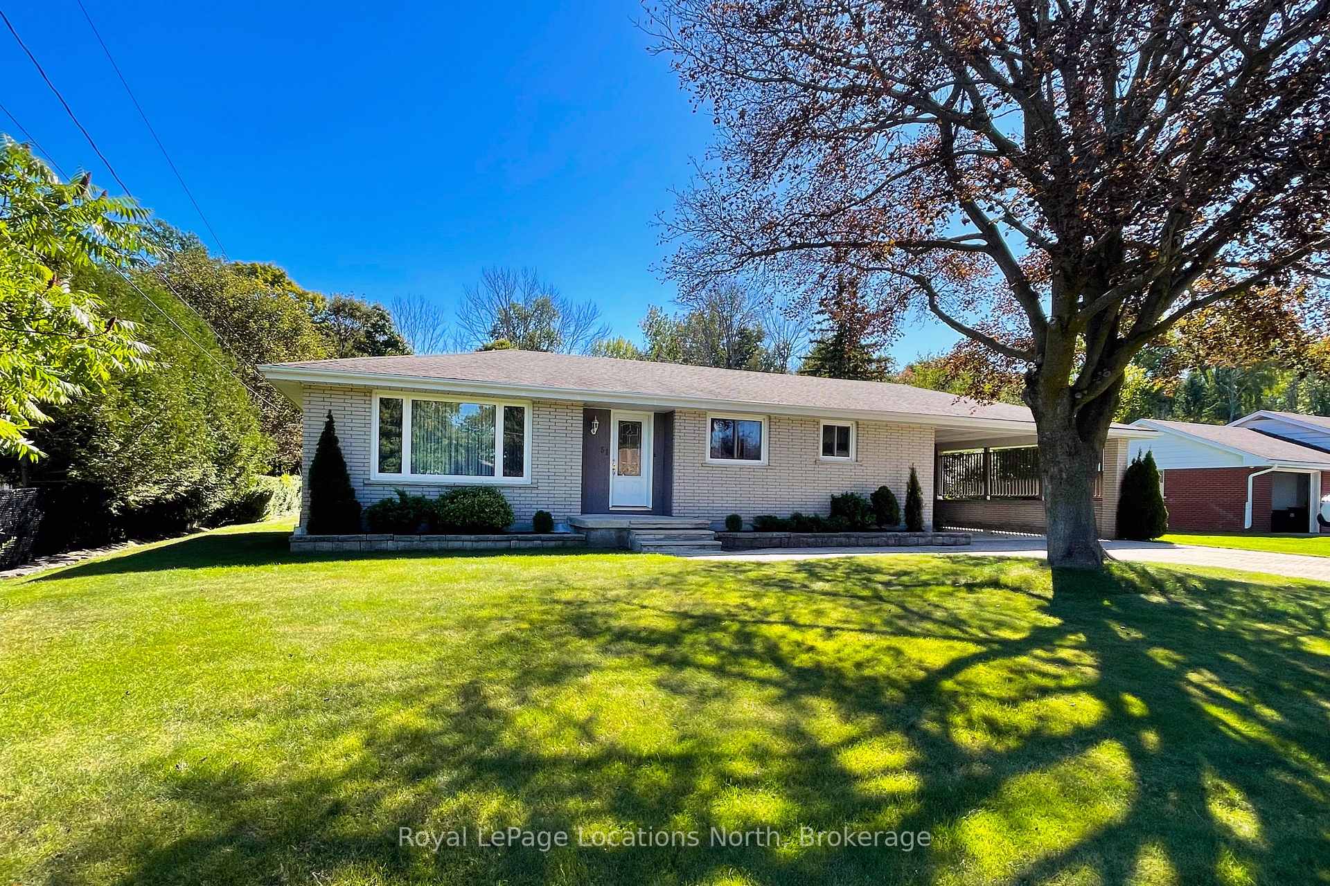 Photo 2 of 31 Burton Street, Meaford — HOMEH