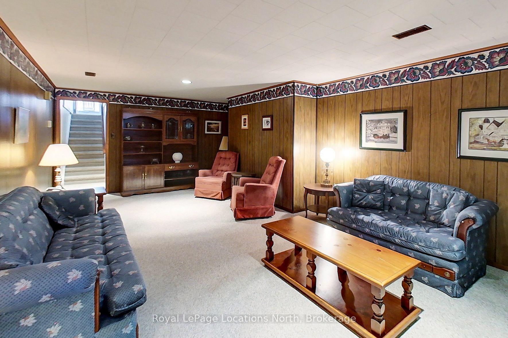 Photo 23 of 31 Burton Street, Meaford — HOMEH
