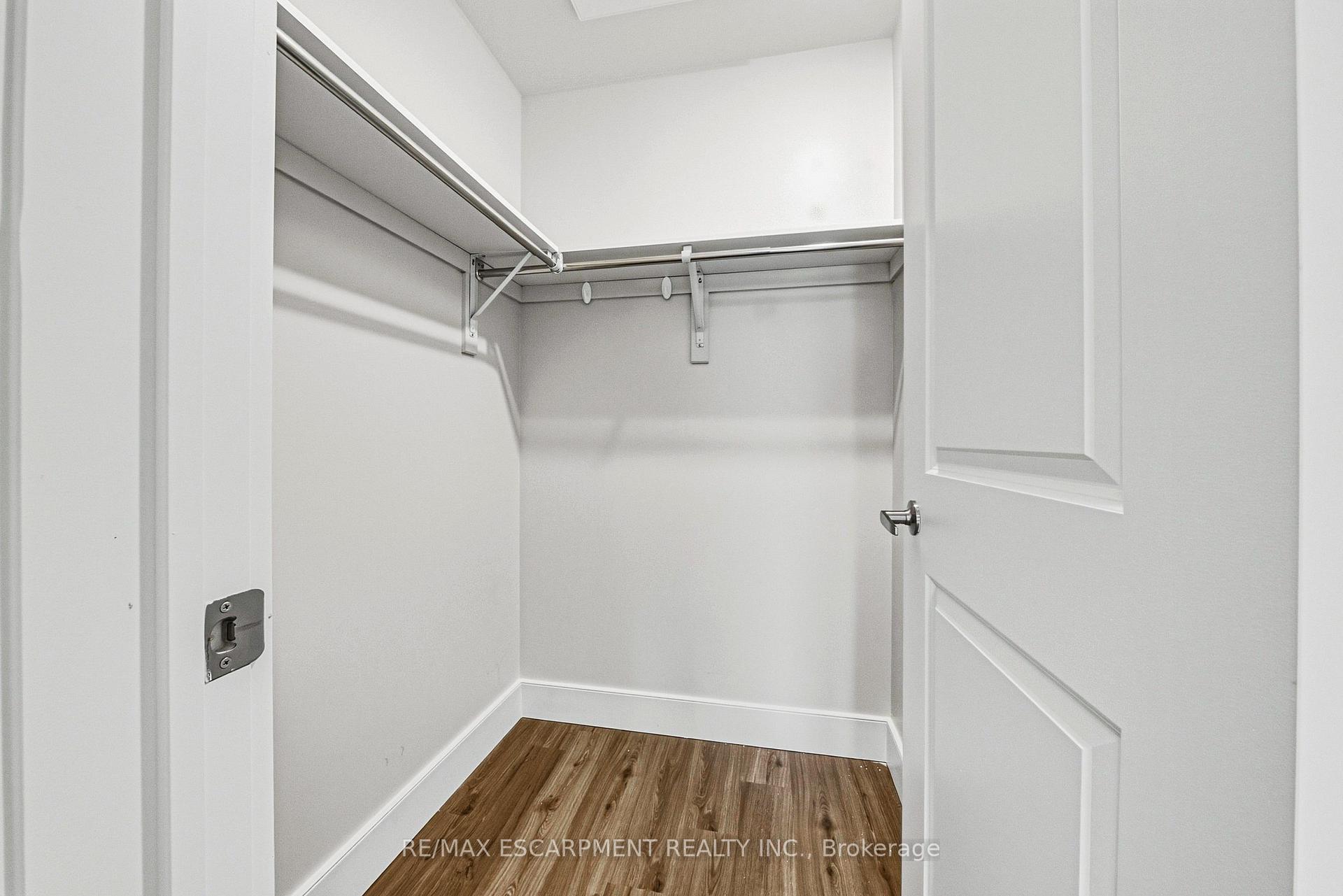 Photo 19 of Unit 211, 2061 Prospect Street, Burlington, Brant — HOMEH
