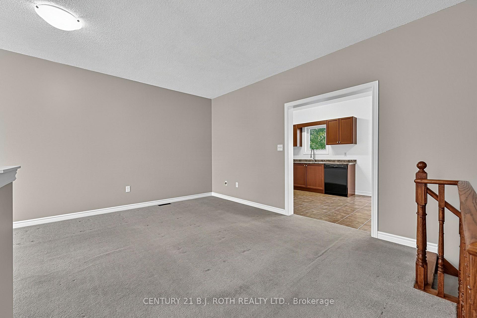 Photo 12 of 12 Lamont Crescent, Barrie, Ardagh — HOMEH