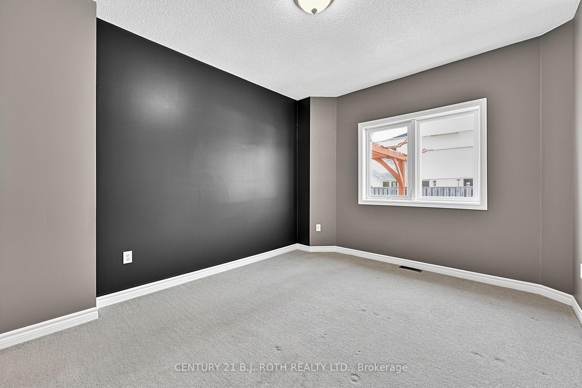 Photo 16 of 12 Lamont Crescent, Barrie, Ardagh — HOMEH