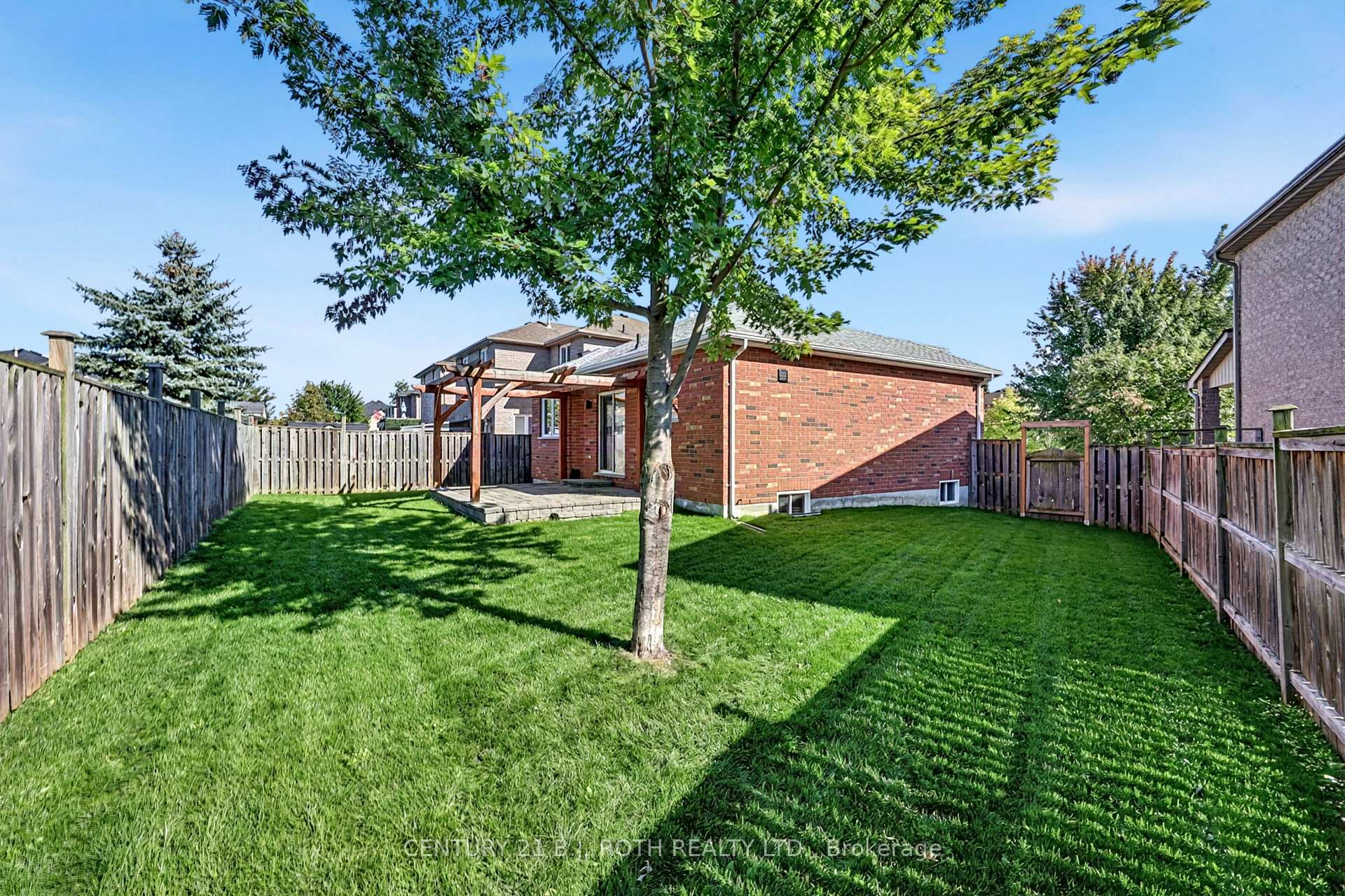 Photo 32 of 12 Lamont Crescent, Barrie, Ardagh — HOMEH