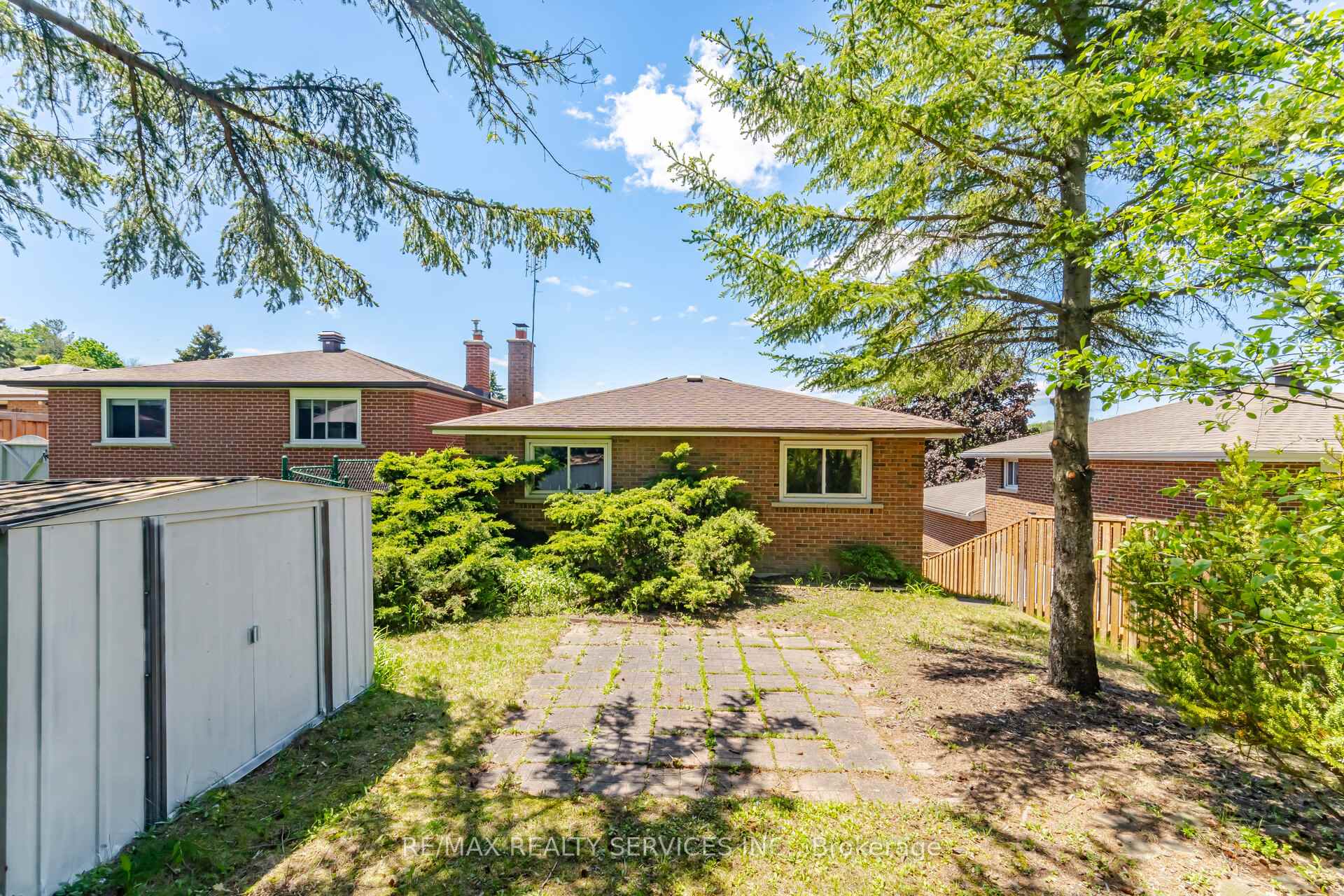 Photo 37 of 33 Hesp Drive, Caledon, Bolton West — HOMEH