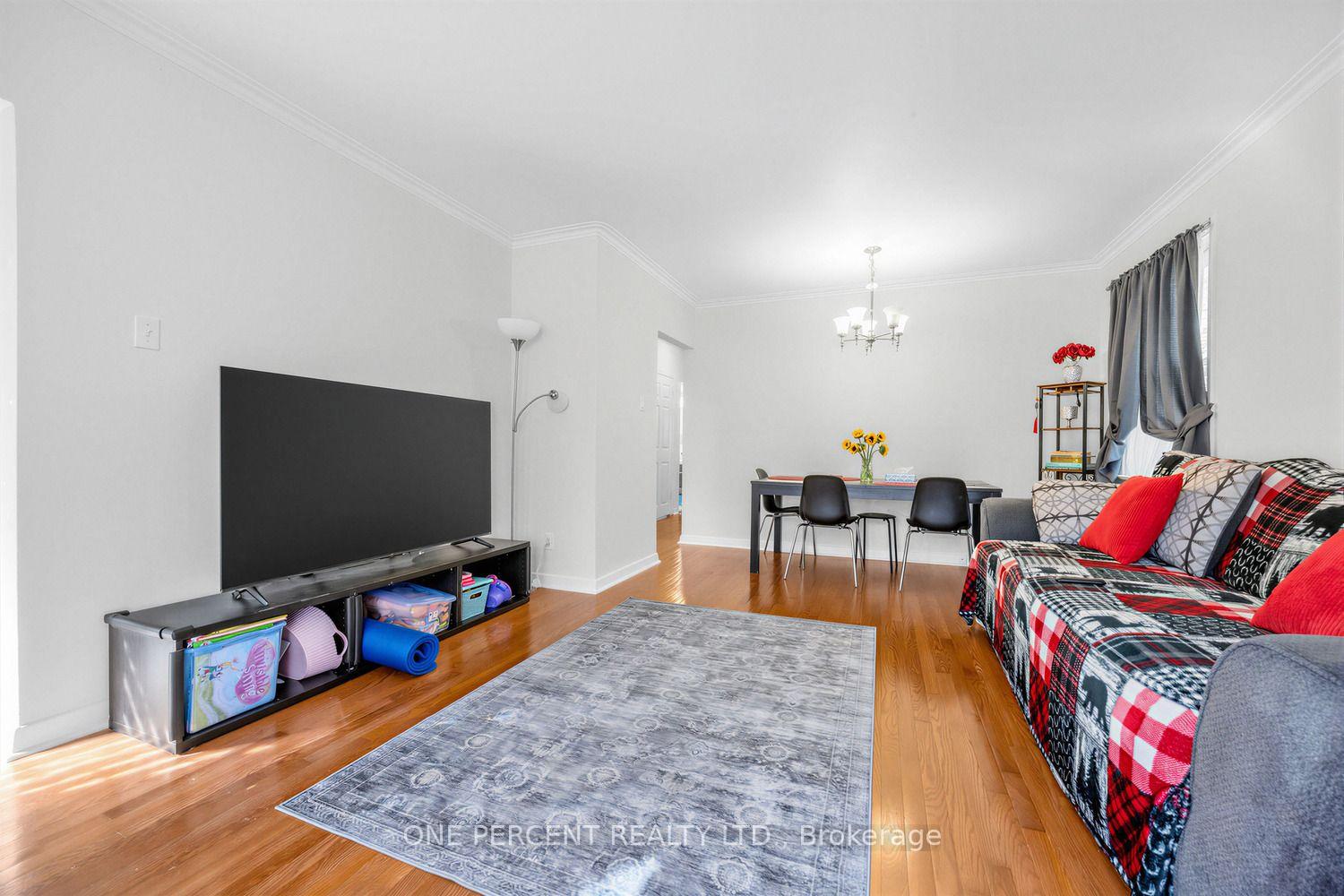 Photo 5 of 78 Melchior Drive, Scarborough, West Hill — HOMEH