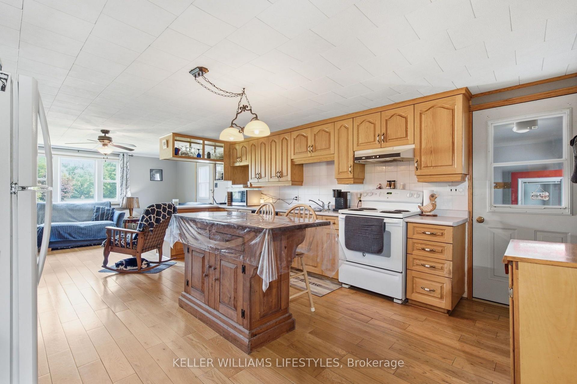 Photo 9 of 9820 Belmont Road, Central Elgin, Rural Central Elgin — HOMEH