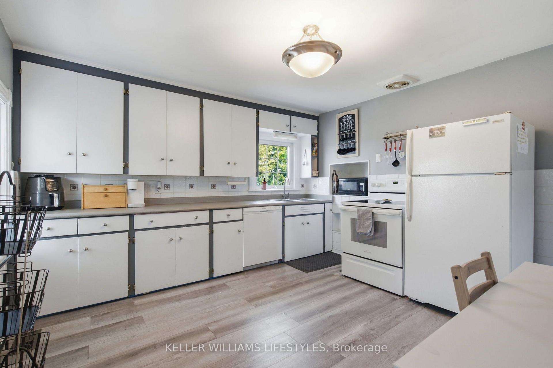 Photo 18 of 44458 Talbot Line, Central Elgin, Rural Central Elgin — HOMEH