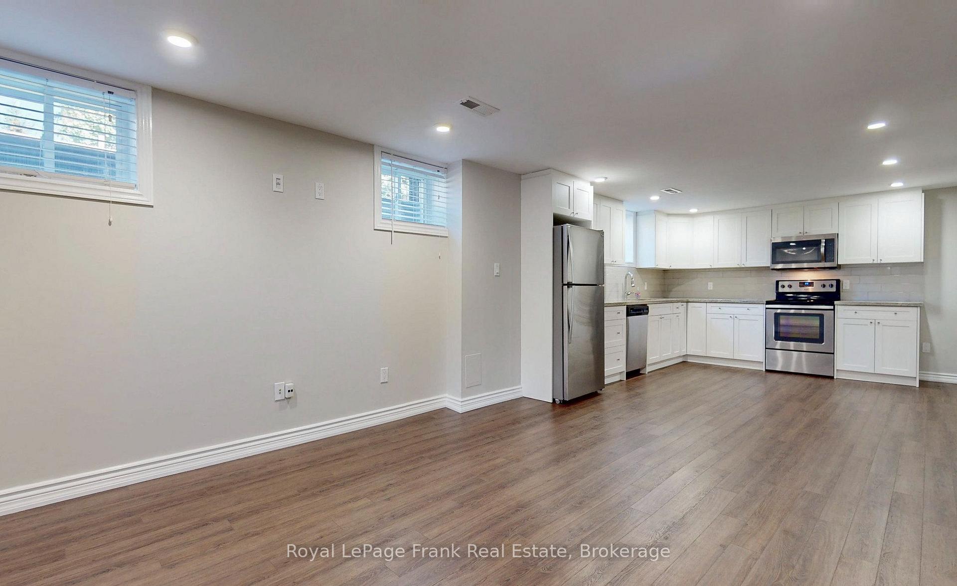 Photo 24 of 121 Labrador Drive, Oshawa, Donevan — HOMEH