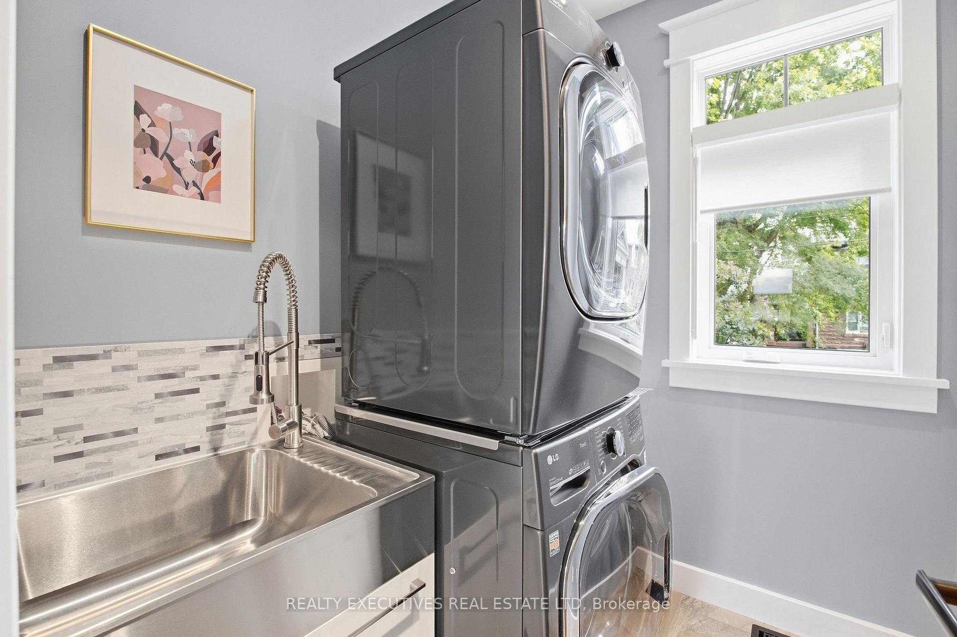Photo 29 of 534 St Lawrence Street, North Dundas, Winchester — HOMEH