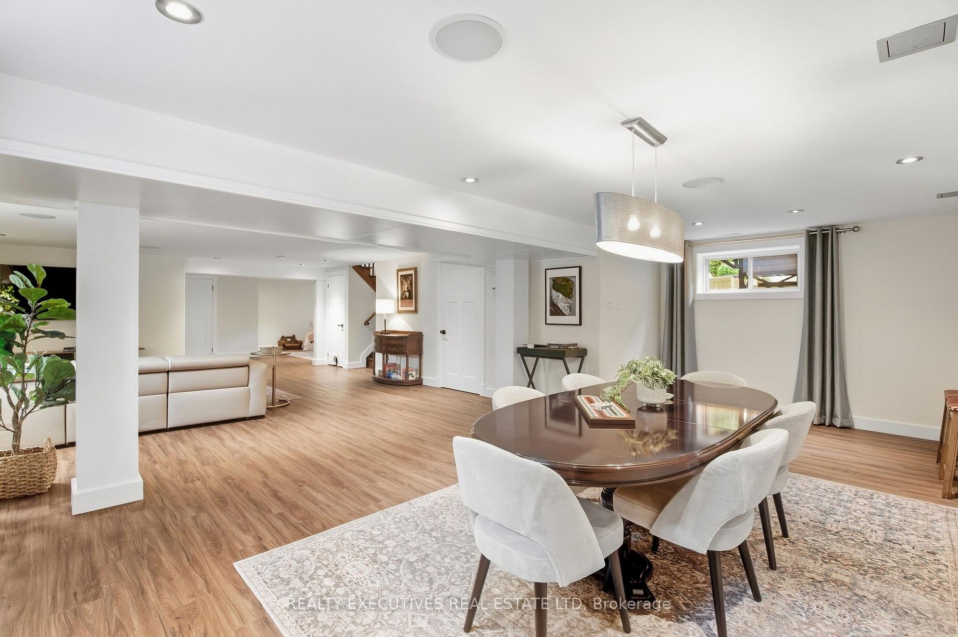 Photo 33 of 534 St Lawrence Street, North Dundas, Winchester — HOMEH