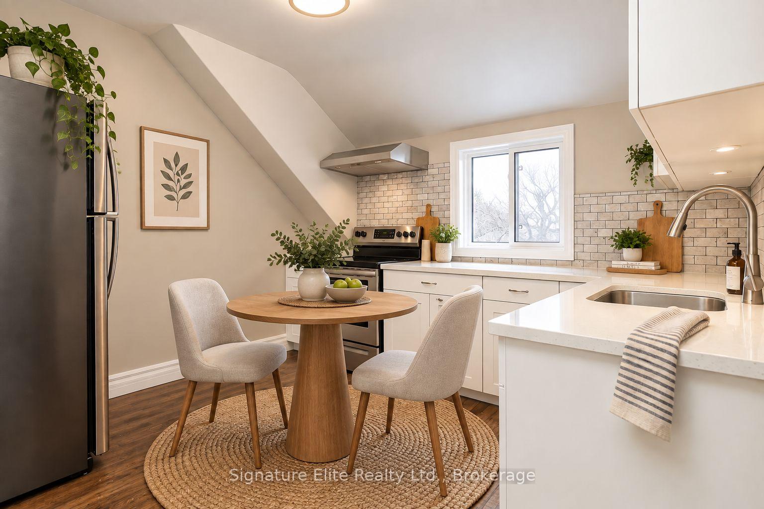 Photo 5 of Unit Upper, 254 Hibbert Avenue, Oshawa, Vanier — HOMEH