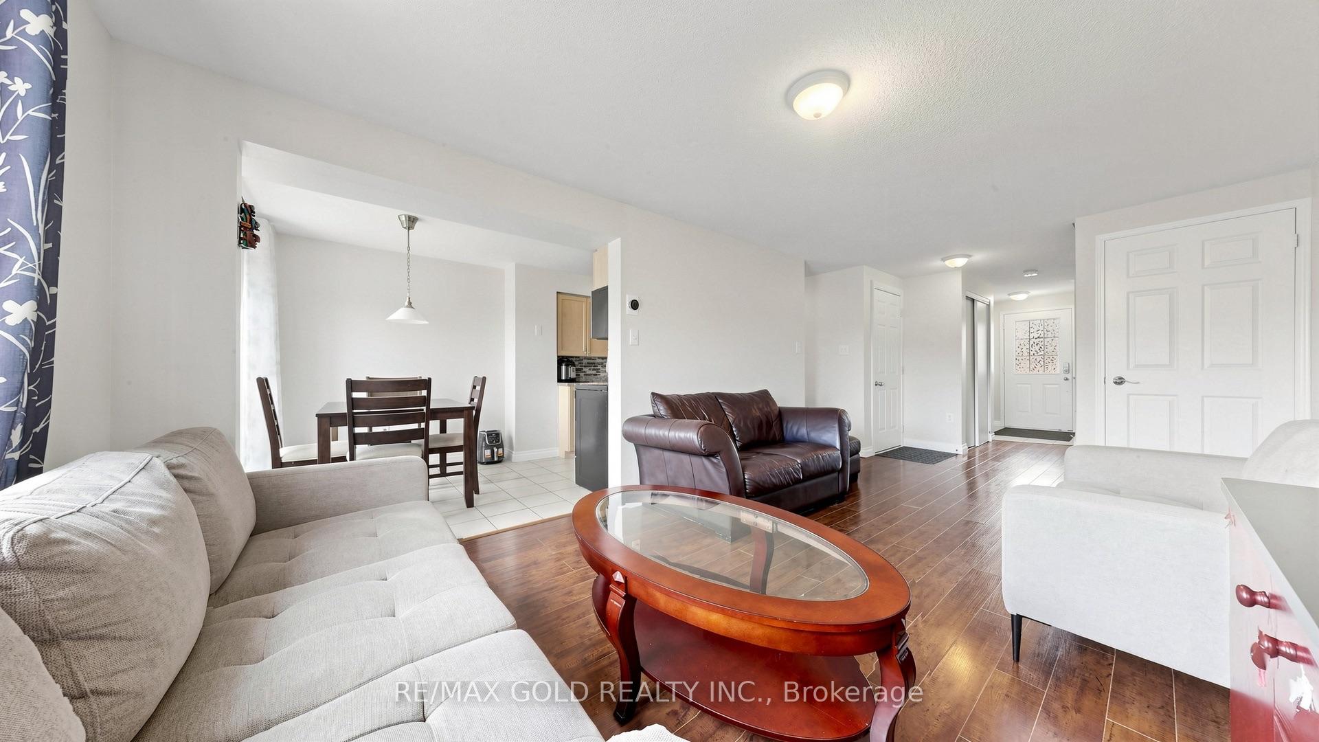 Photo 10 of 29 Srigley Street, Barrie, Holly — HOMEH