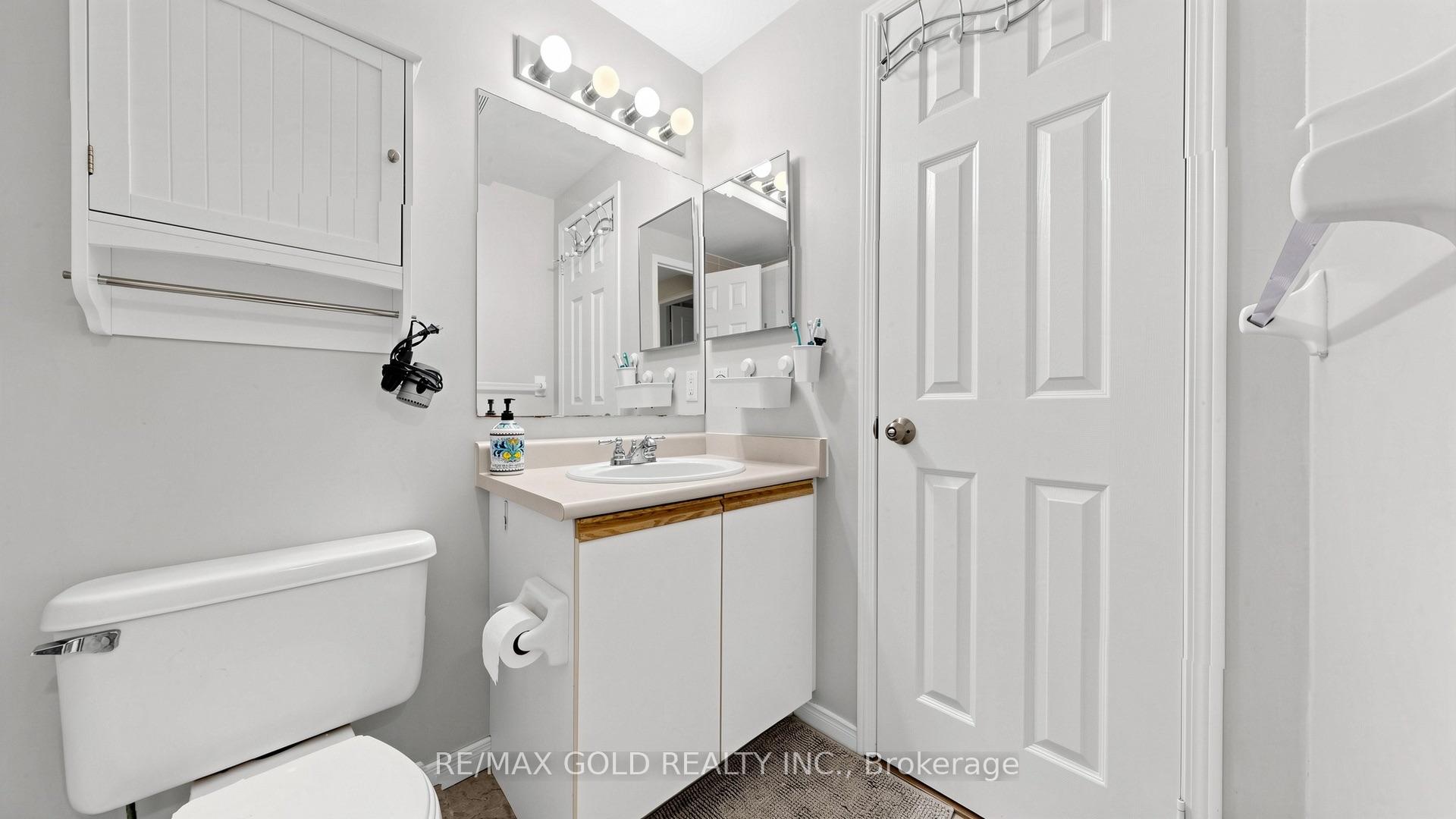 Photo 30 of 29 Srigley Street, Barrie, Holly — HOMEH