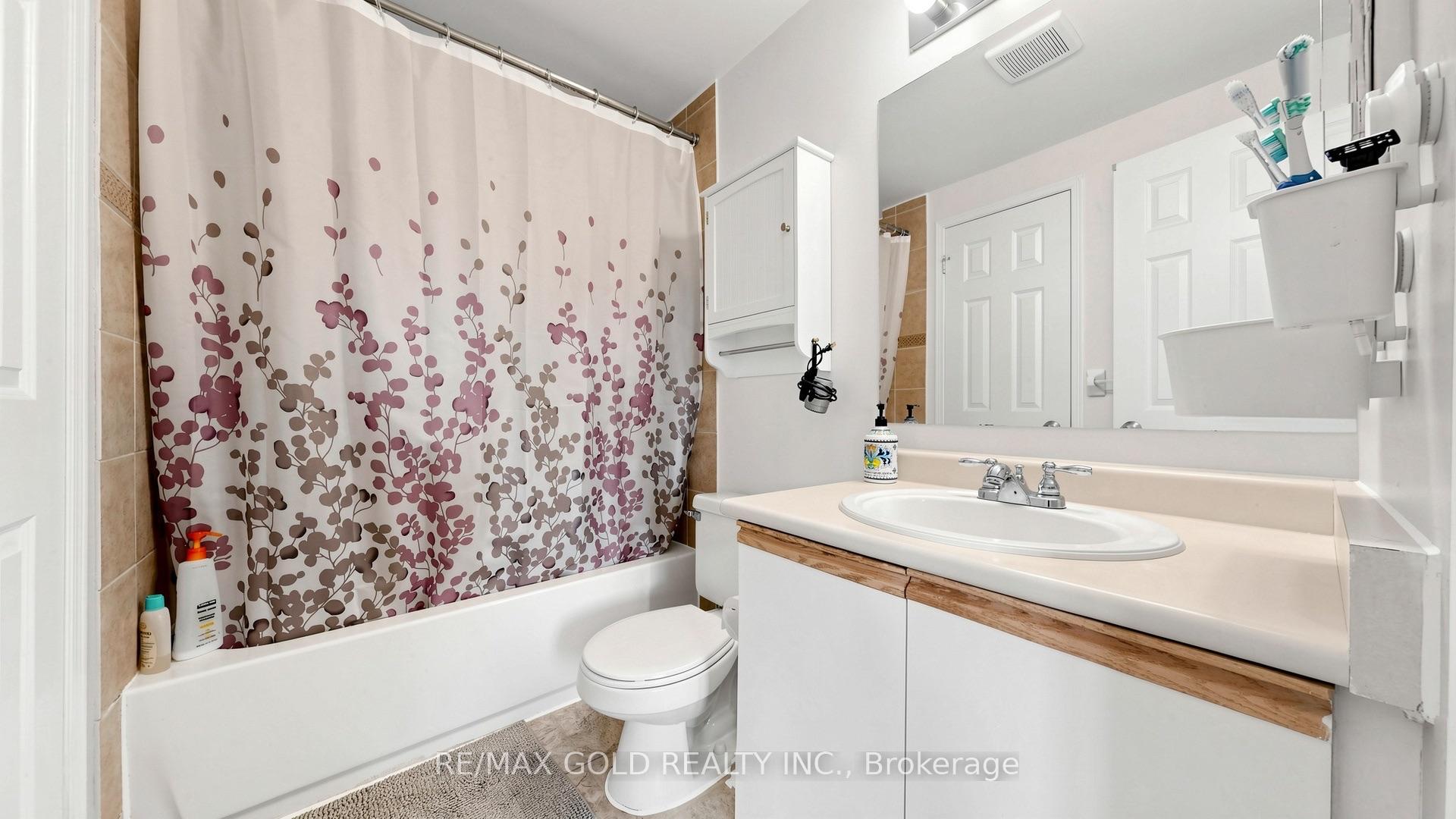 Photo 31 of 29 Srigley Street, Barrie, Holly — HOMEH