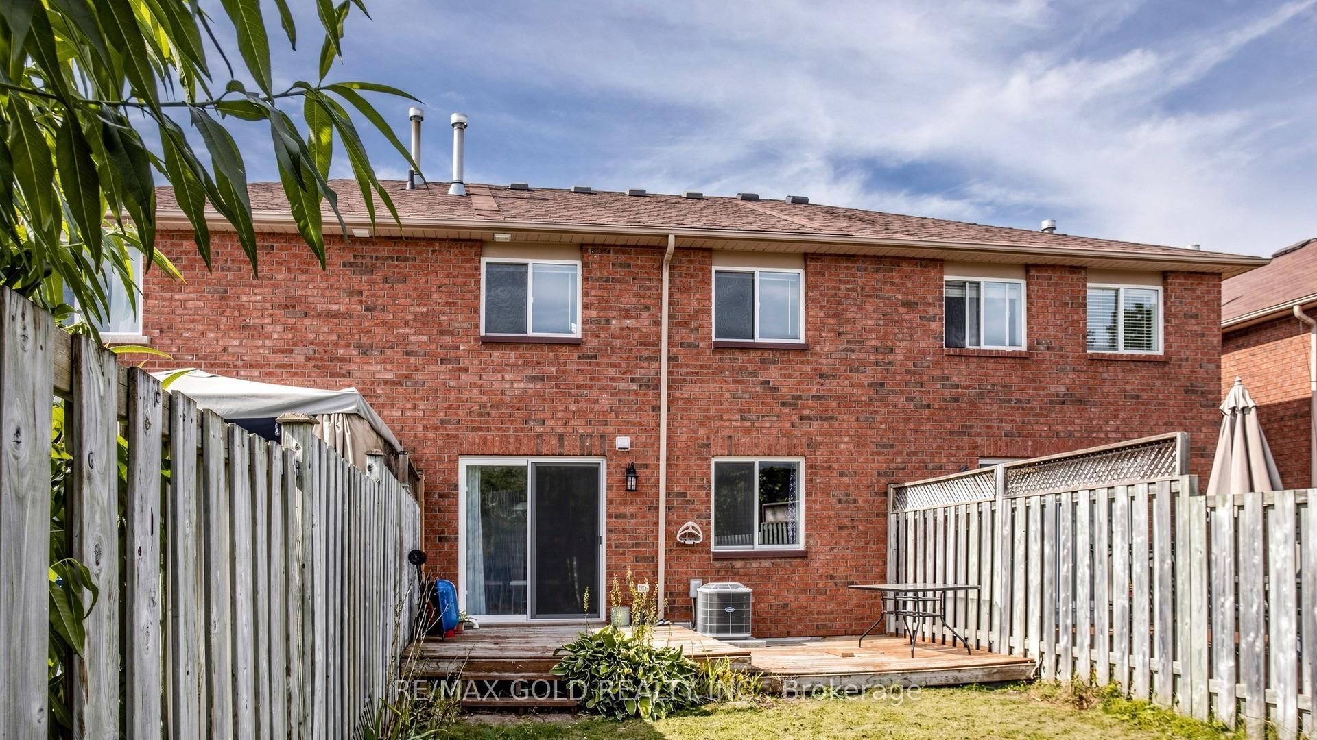Photo 44 of 29 Srigley Street, Barrie, Holly — HOMEH