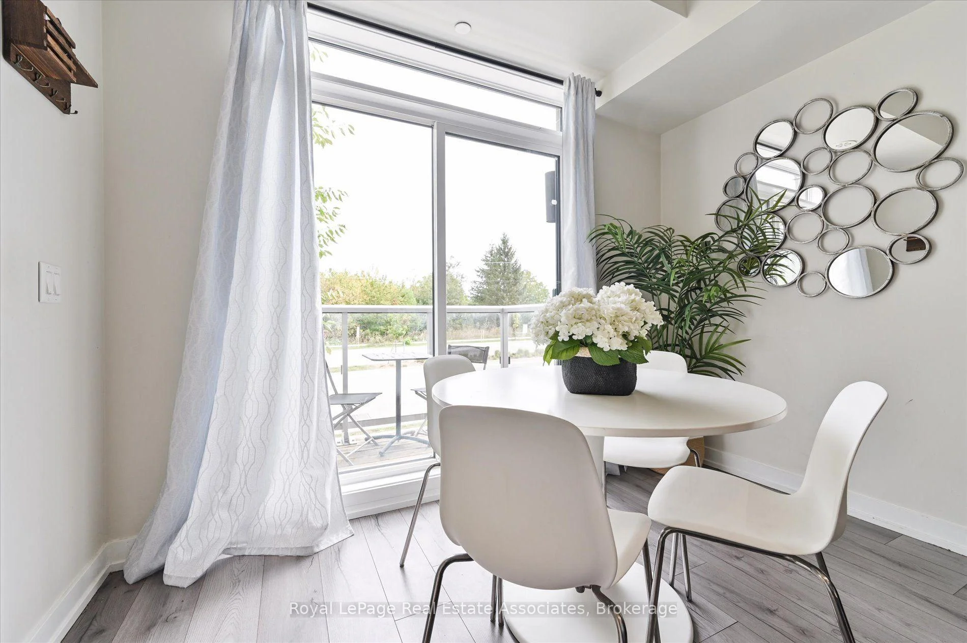 Photo 11 of Unit 204, 3058 Sixth Line, Oakville, Glenorchy — HOMEH