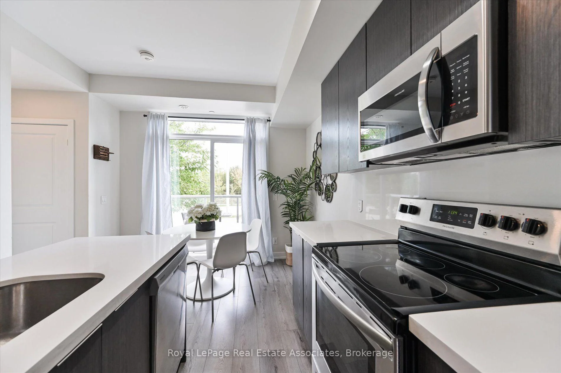 Photo 23 of Unit 204, 3058 Sixth Line, Oakville, Glenorchy — HOMEH