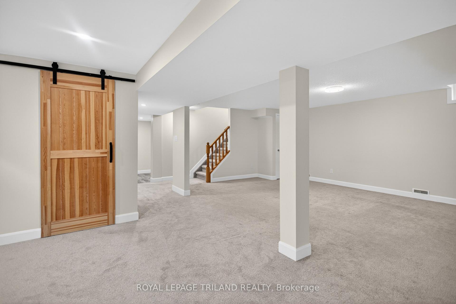 Photo 33 of 48 Cottonwood Drive, St. Thomas — HOMEH