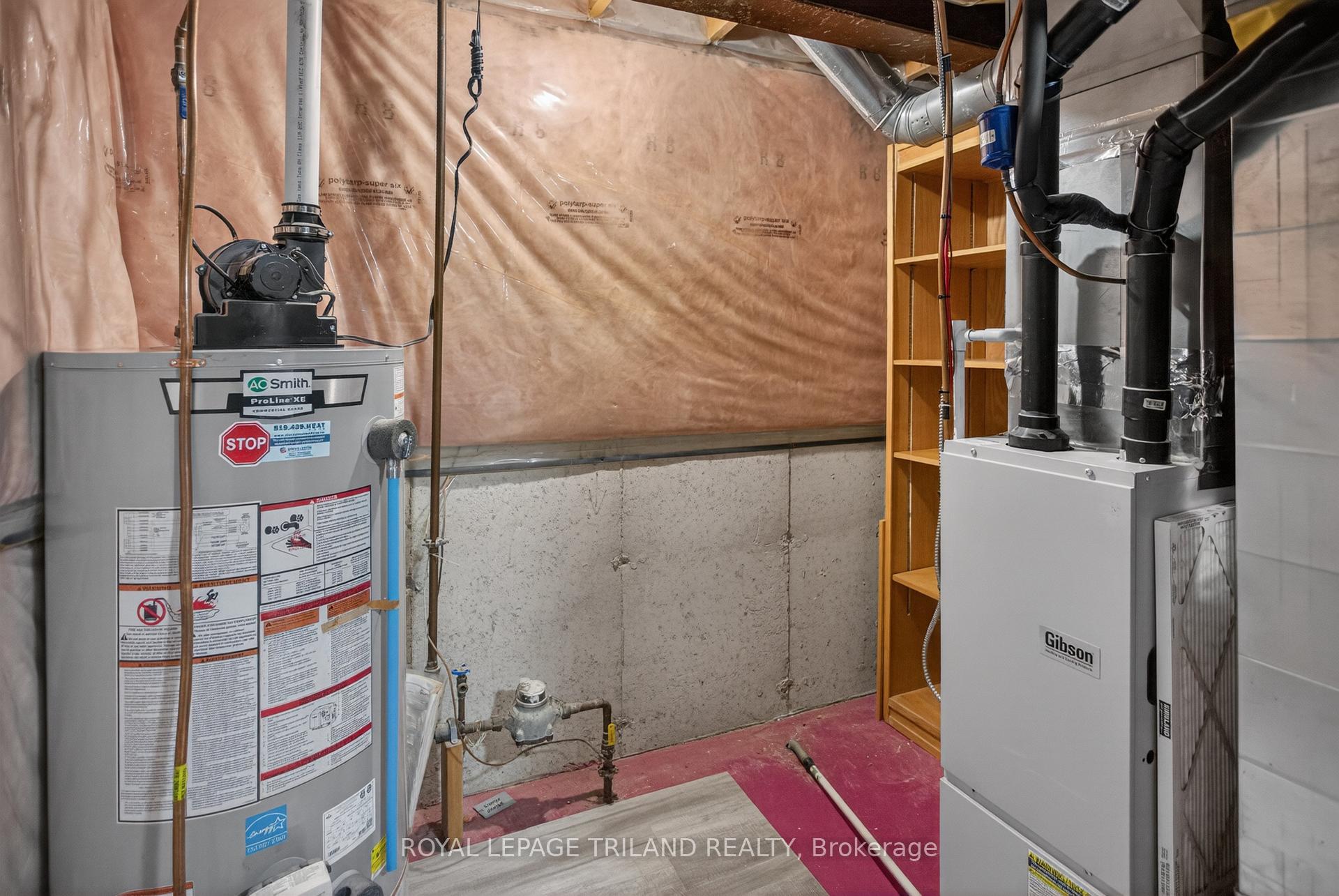 Photo 43 of 48 Cottonwood Drive, St. Thomas — HOMEH