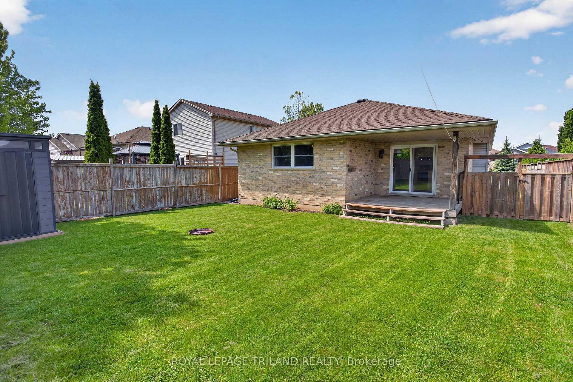 Photo 44 of 48 Cottonwood Drive, St. Thomas — HOMEH