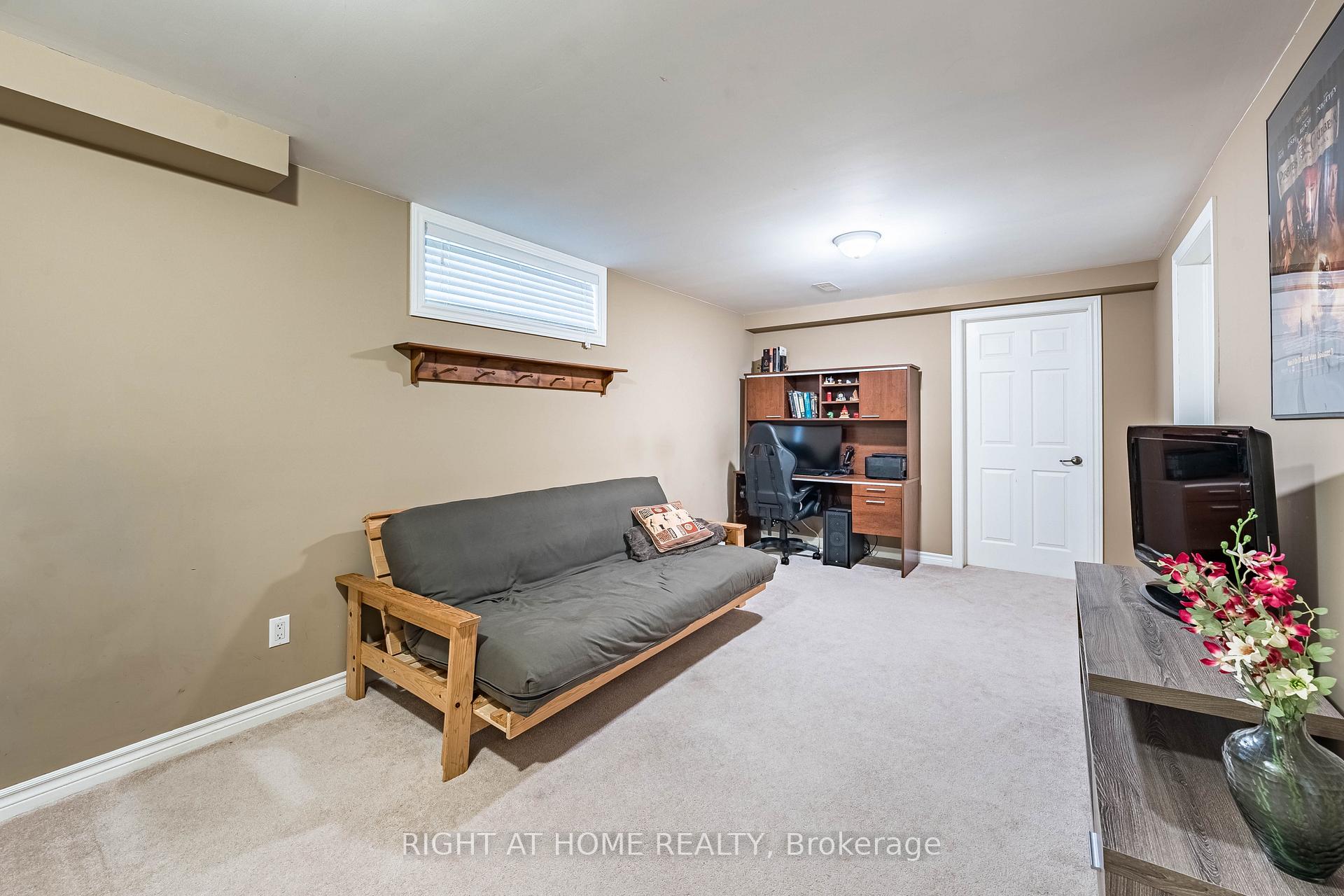 Photo 30 of 1352 Wadebridge Crescent, Oshawa, Eastdale — HOMEH