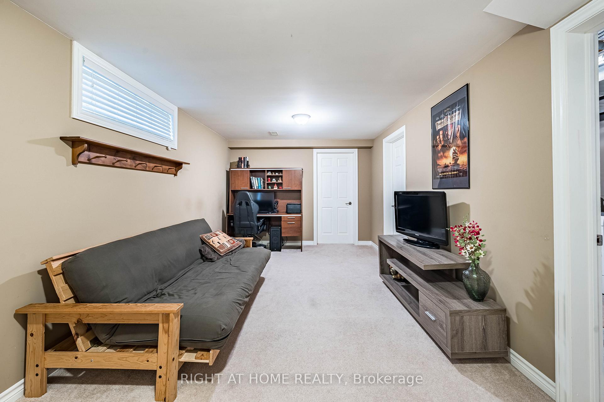 Photo 31 of 1352 Wadebridge Crescent, Oshawa, Eastdale — HOMEH