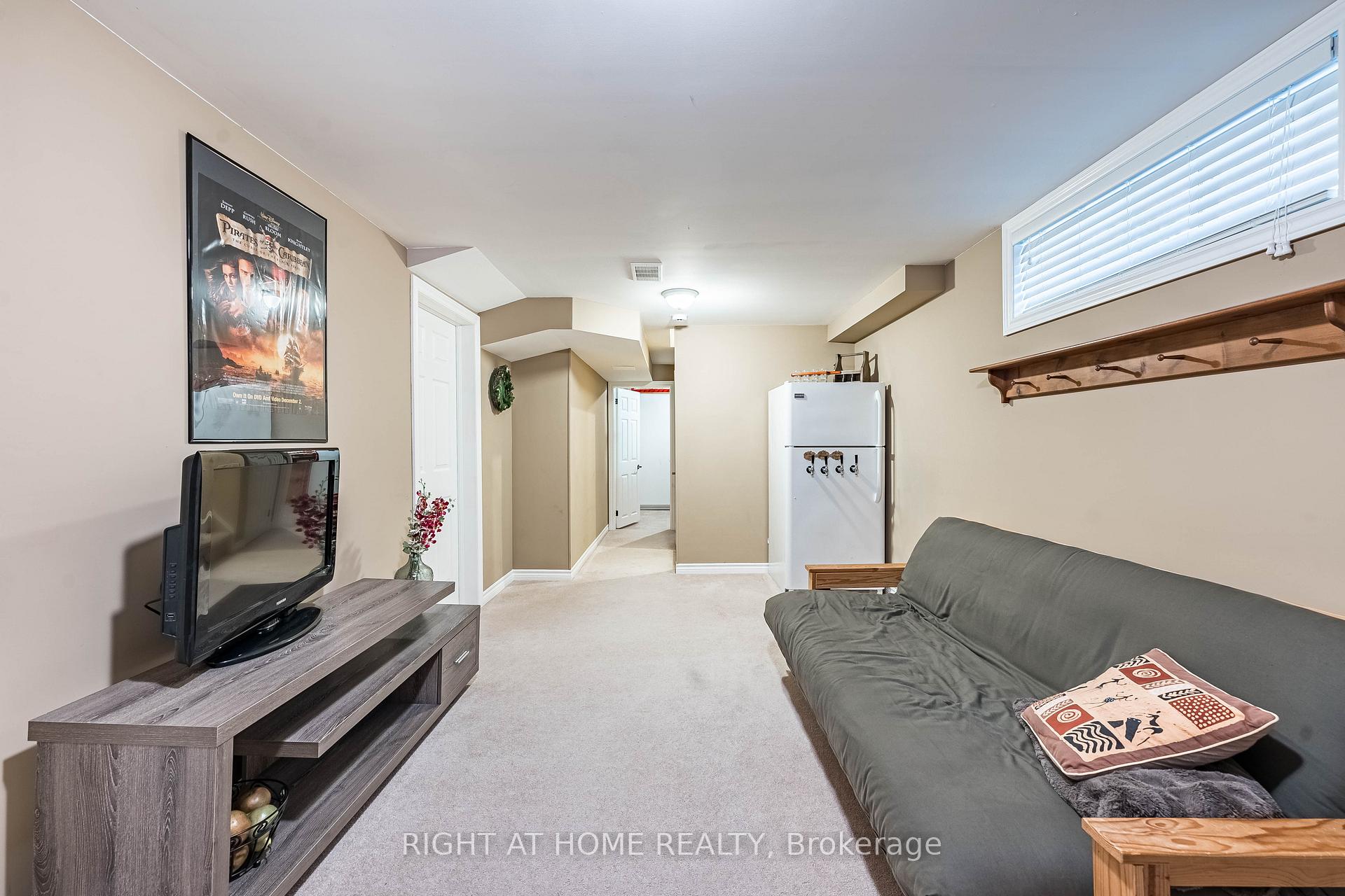 Photo 32 of 1352 Wadebridge Crescent, Oshawa, Eastdale — HOMEH