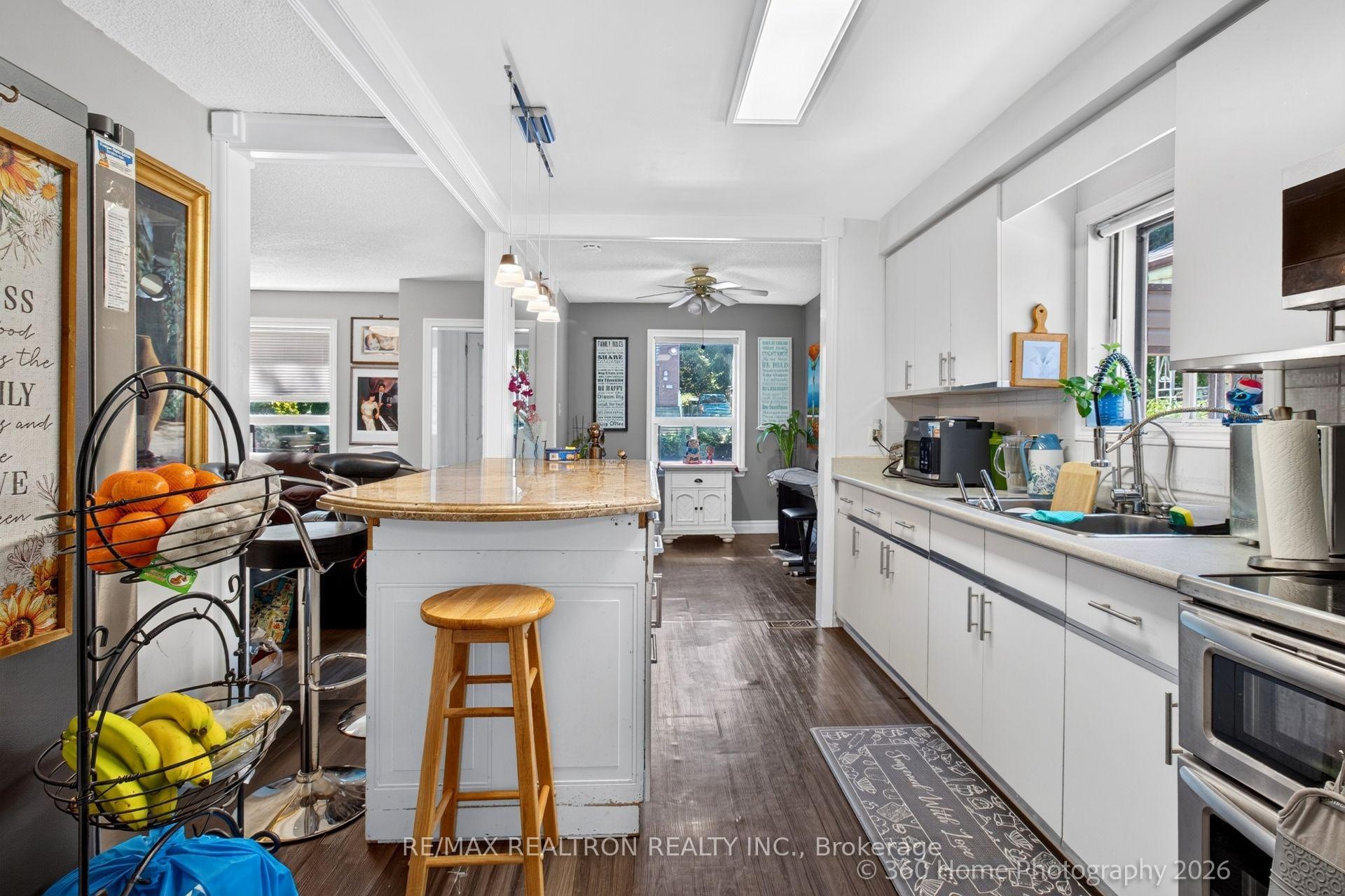 Photo 5 of 84 Ranee Avenue, Toronto, Englemount-Lawrence — HOMEH