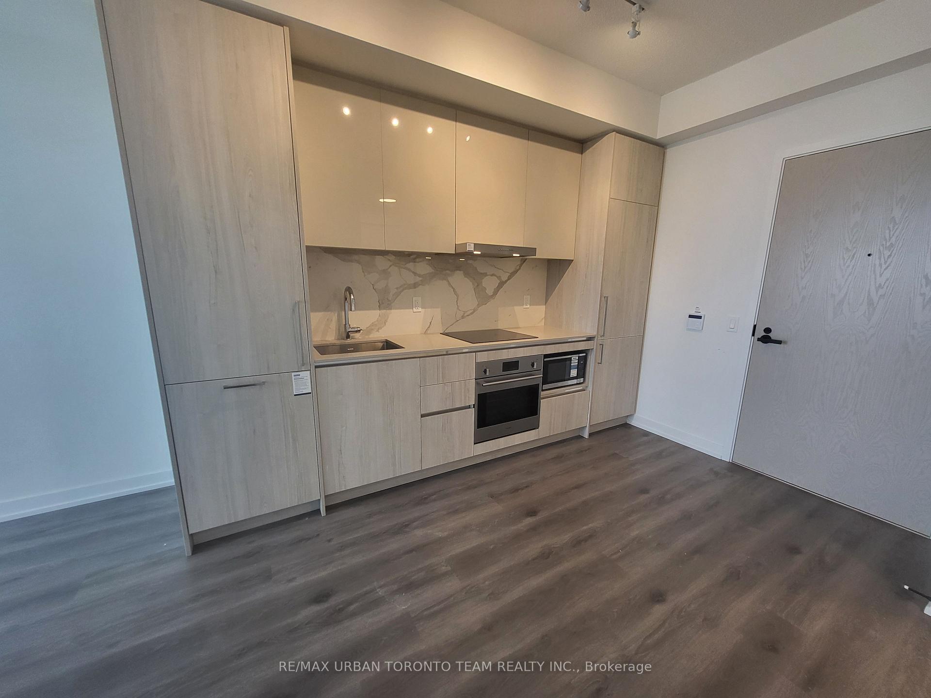Photo 4 of Unit 3310, 225 Commerce St Street, Vaughan, Vaughan Corporate Centre — HOMEH